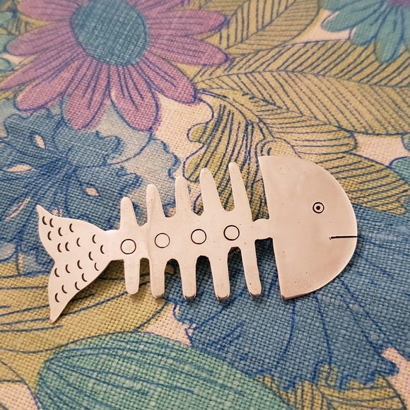 1970s/80s sterling silver 925 fishbone pin - Picture 1 of 5